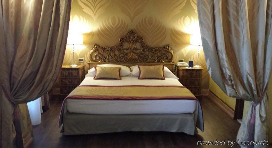 Hotel Amadeus Venice Exterior photo